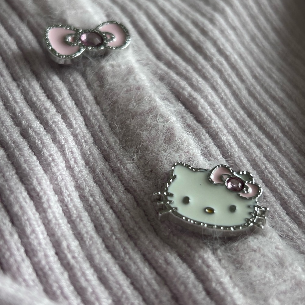 Hello Kitty Light Pink Ribbed Cardigan - Picture 2 of 5